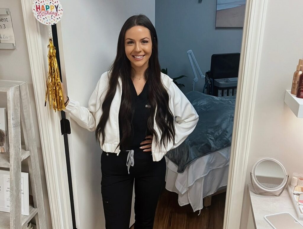 Bella Lei Aesthetics and Wellness staff- 00005